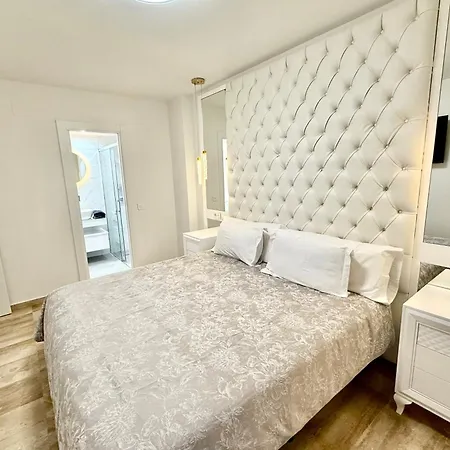 Apartment Alicate Beachfront - Luxury Apartment-1 Marbella
